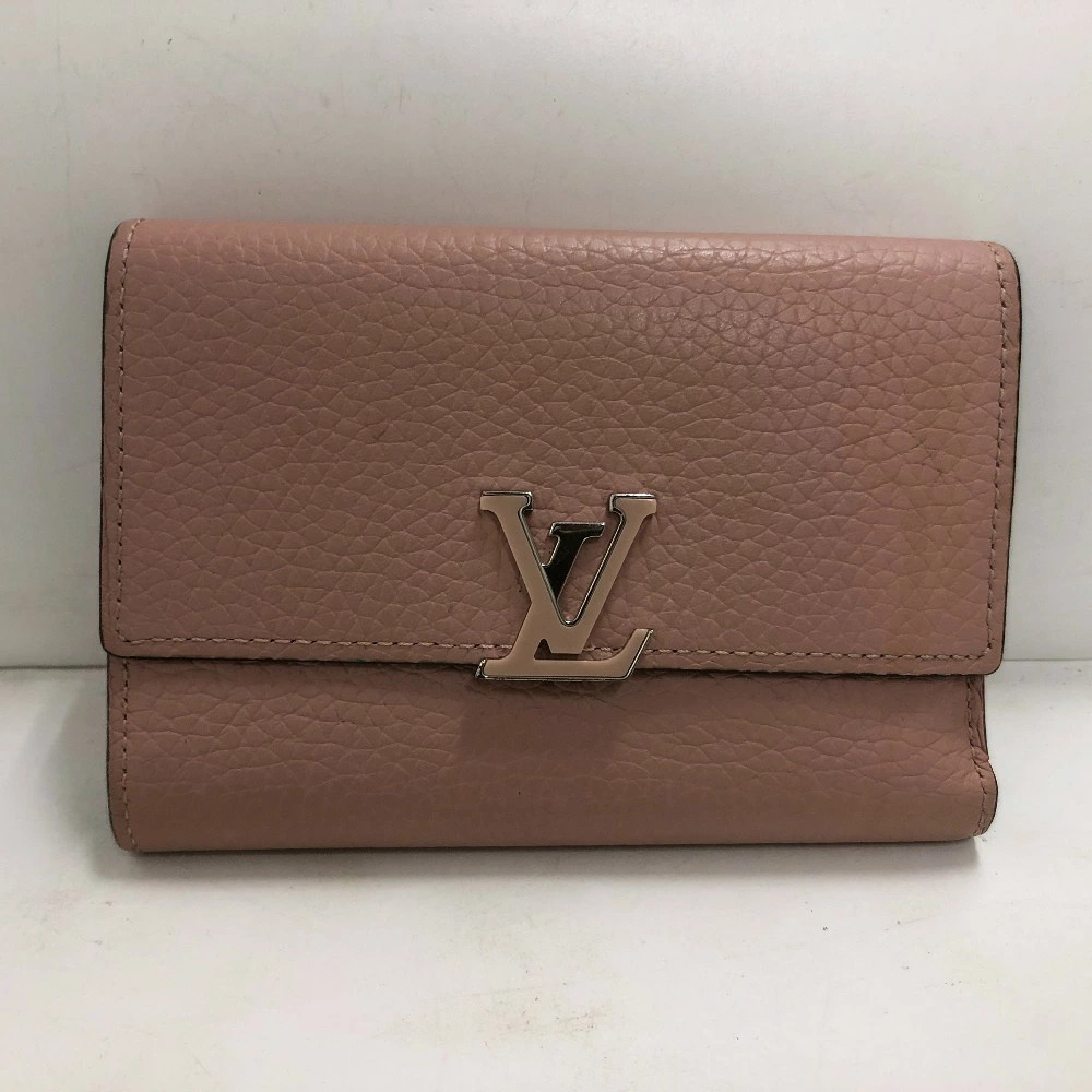 Louis Vuitton Portefeuille Capucines Trifold Wallet Taurillon Calf Leather Pink